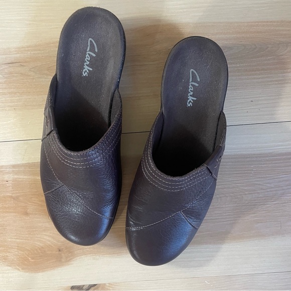 Clarks Brown Leather Mules Women’s Size 7 M - Picture 3 of 9